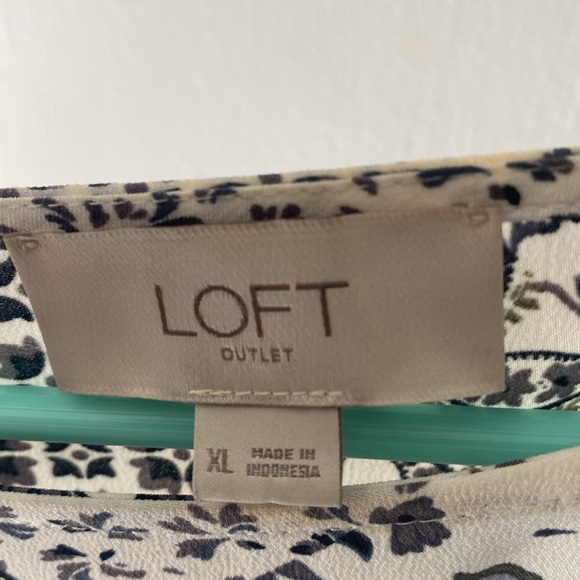 Blouse - Picture 4 of 6